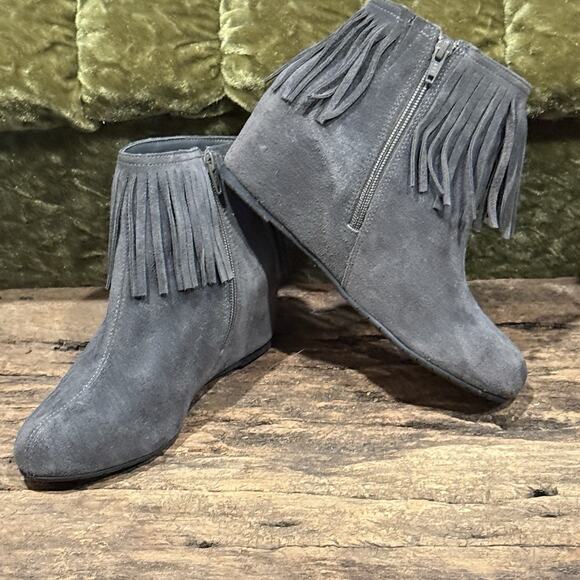 Gray Suede Fringe Ankle Boots Women’s 7 – Boho Western Comfortiva Zip Booties - Picture 5 of 6